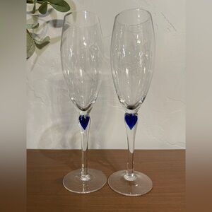 Cristal D'Arques Venise Saphir Champagne Flutes - Set of 2, Cobalt Blue Stem